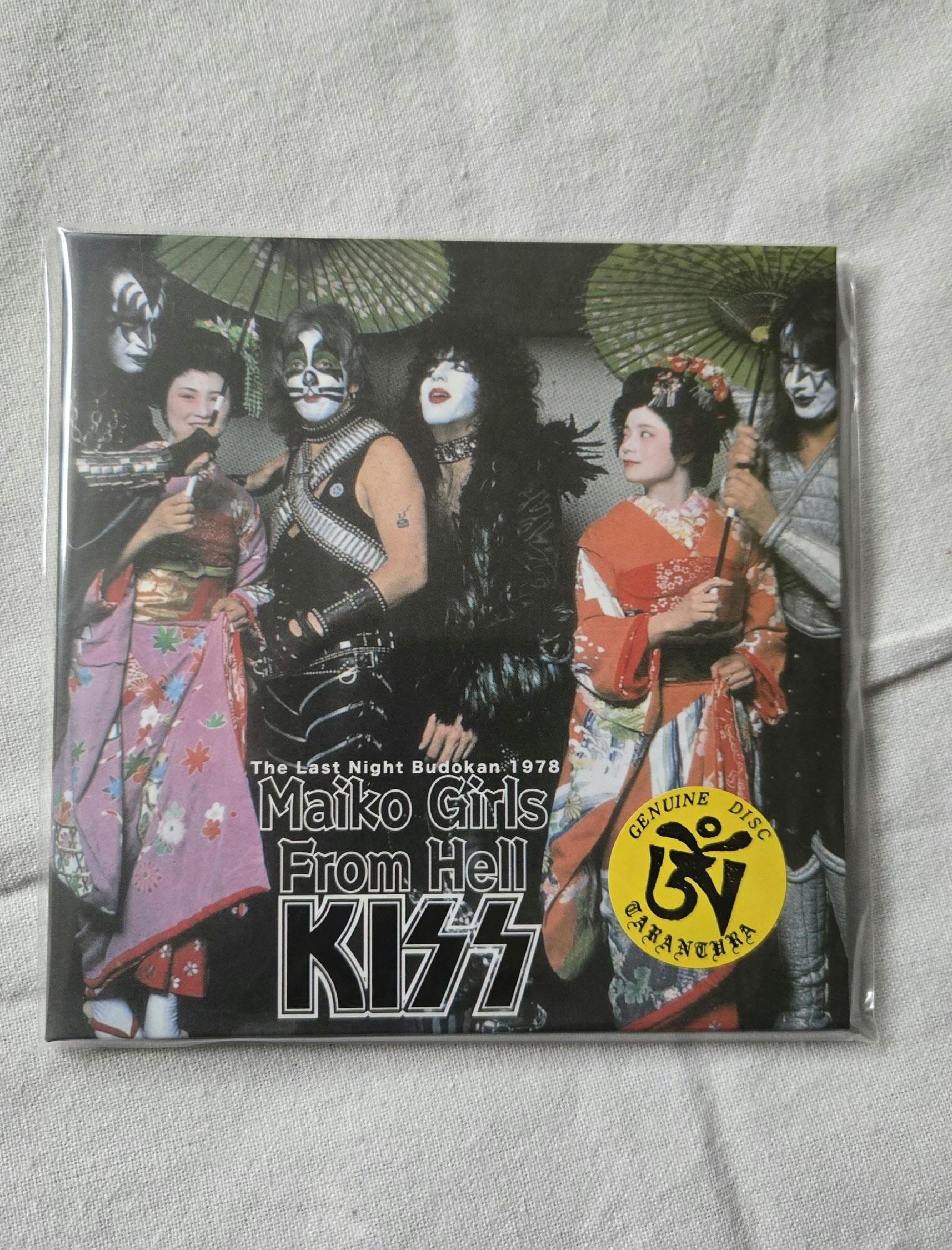 KISS Maiko Girls From Hell 1978 武道館 il_fullxfull.6819697659_llbr.jpg