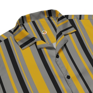 Men&#39;s Striped Button Up Shirt