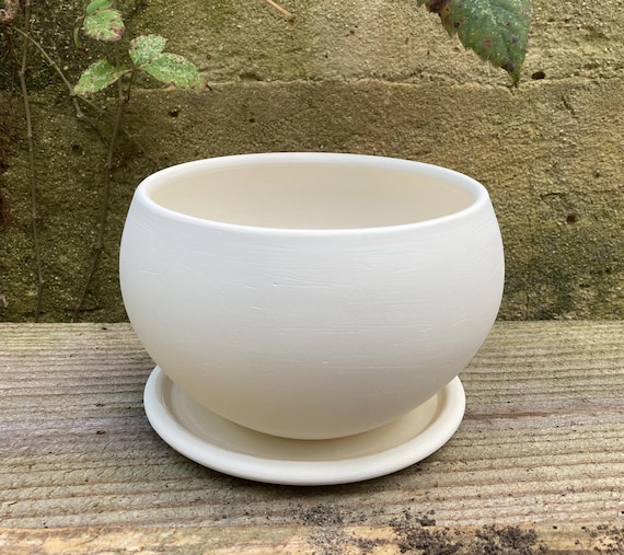 WHITE EARTHENWARE PLANTER