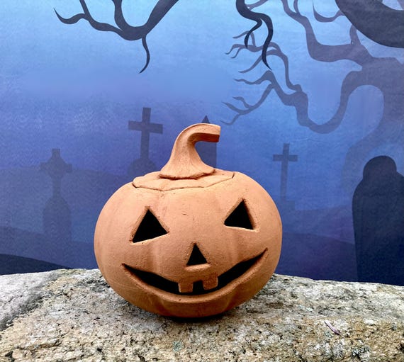 TERRA COTTA PUMPKIN