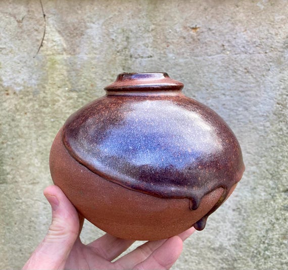 STONEWARE CLAY VASE
