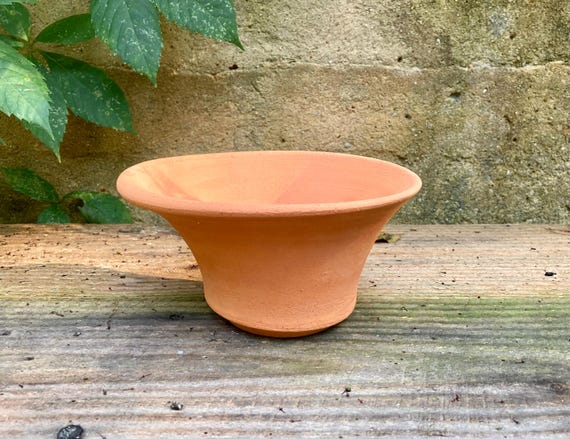 TERRACOTTA FLOWER POT