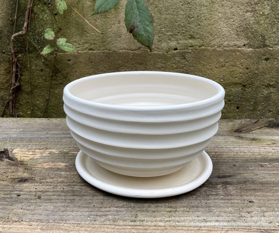 WHITE EARTHENWARE PLANTER