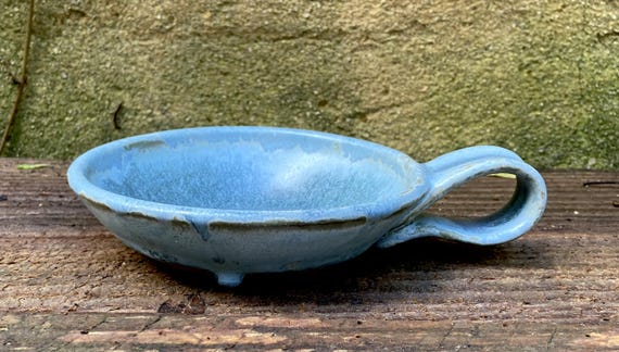 STONEWARE EGG COOKER