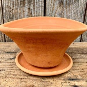 KERAMIK BLUMENAMPEL #52. Getöpferte, poröser Terrakotta Blumentopf Unikat Studiokeramik.