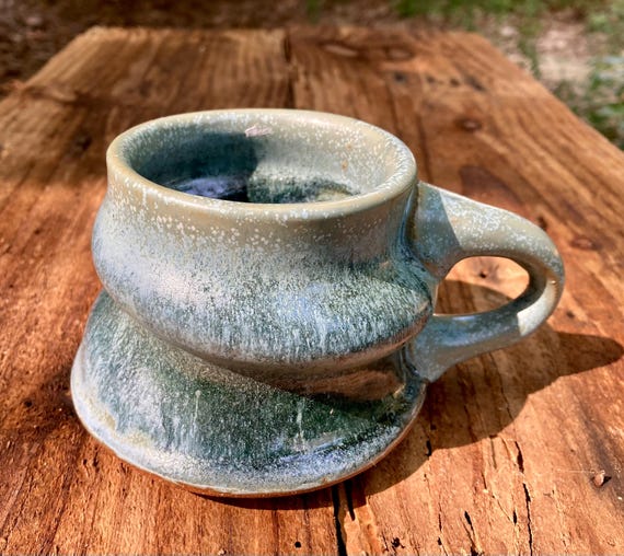 STONEWARE MUG