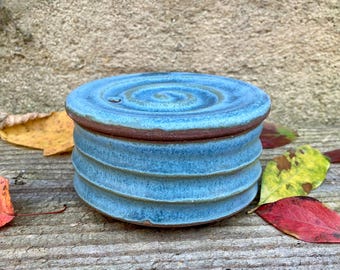 MICROWAVE EGG POACHER #51 ceramic dish for quick eggs and omelets.