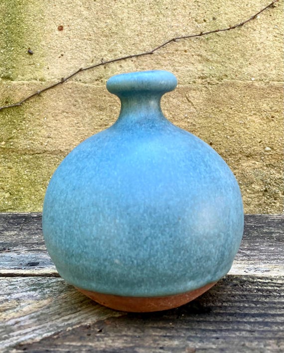 CERAMIC WATERING BELL