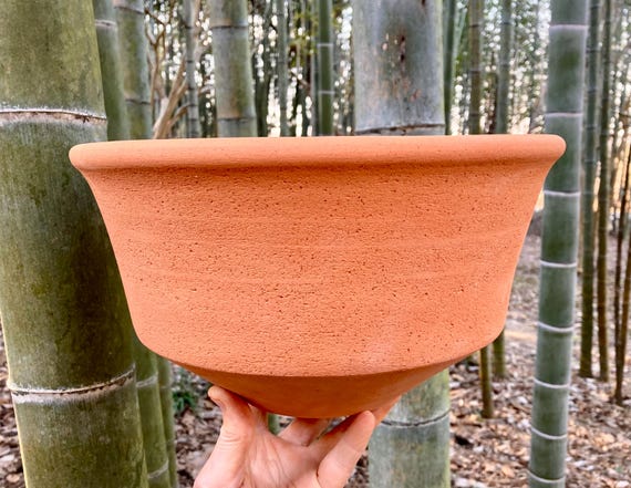 TERRACOTTA FLOWER POT