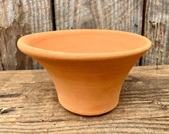 CLAY FLOWER POT #5. Wheel-thrown terra cotta planter and saucer. Unique studio pottery.