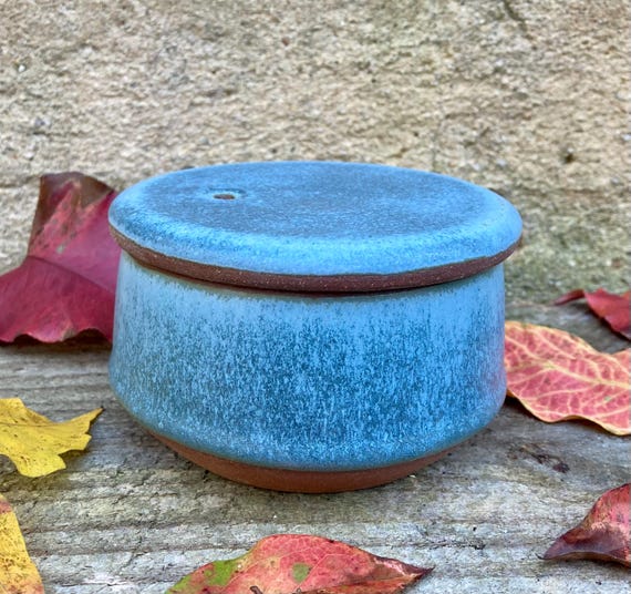 MICROWAVE EGG POACHER