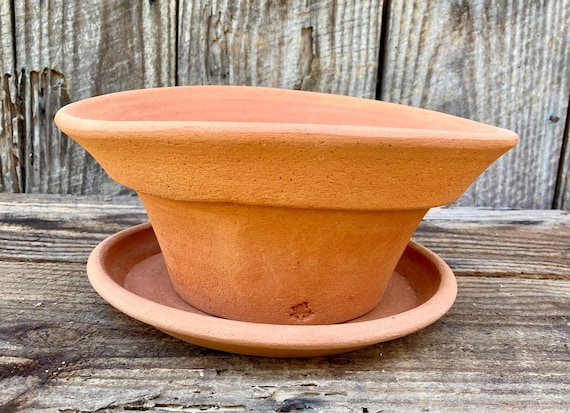 TERRACOTTA FLOWER POT