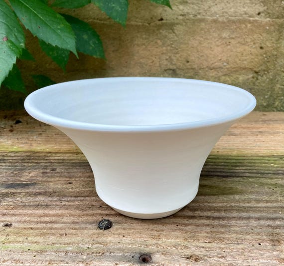 WHITE EARTHENWARE PLANTER