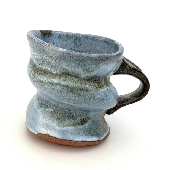 CERAMIC MUG