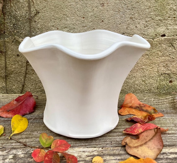 WHITE EARTHENWARE PLANTER