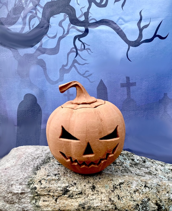 TERRACOTTA PUMPKIN