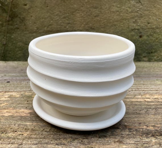 WHITE EARTHENWARE PLANTER