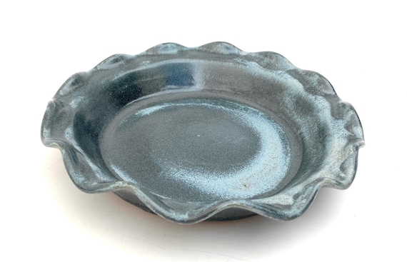 POTTERY PIE PLATE