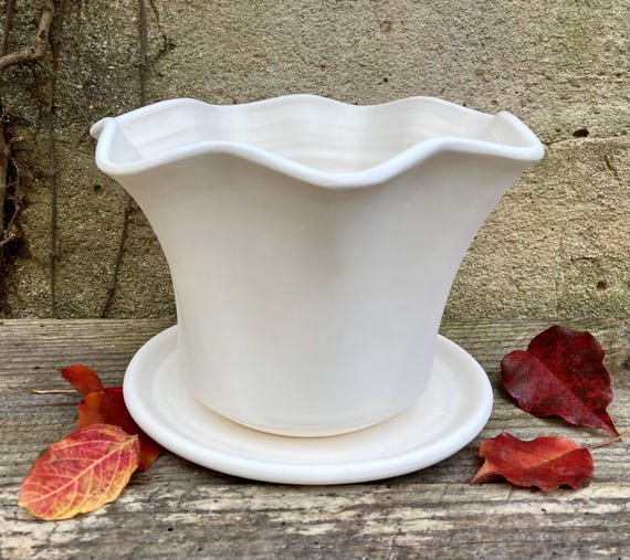 WHITE EARTHENWARE PLANTER