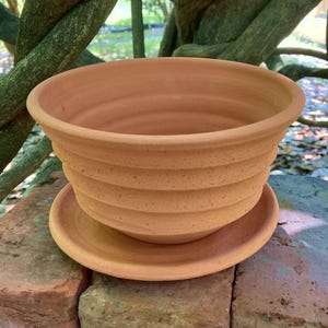 Ton Blumentopf #89 handgemachter Terrakotta Blumentopf mit Untersetzer - für Zimmerpflanzen, Garten - unglasierter roter Ton - Unikat