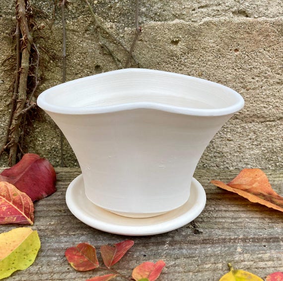 WHITE EARTHENWARE PLANTER