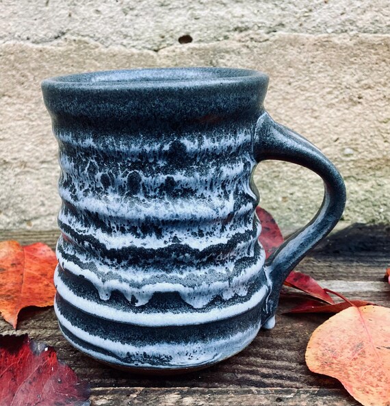 STONEWARE COFFEE MUG