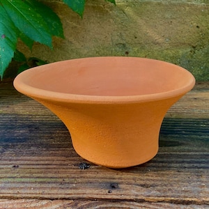 TERRACOTTA CLAY PLANTER #63 Blumentopf mit Untersetzer - echte Terra cotta - Steingut Keramik - auf der Töpferscheibe gedreht - ein Unikat