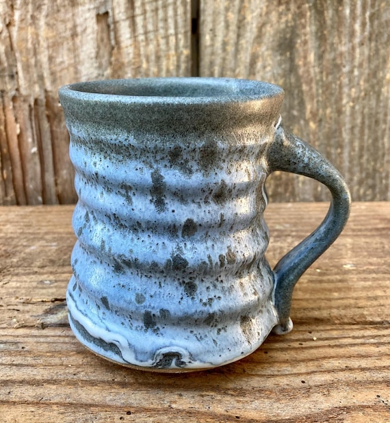 STONEWARE COFFEE MUG