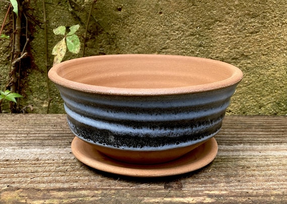 STONEWARE FLOWER POT