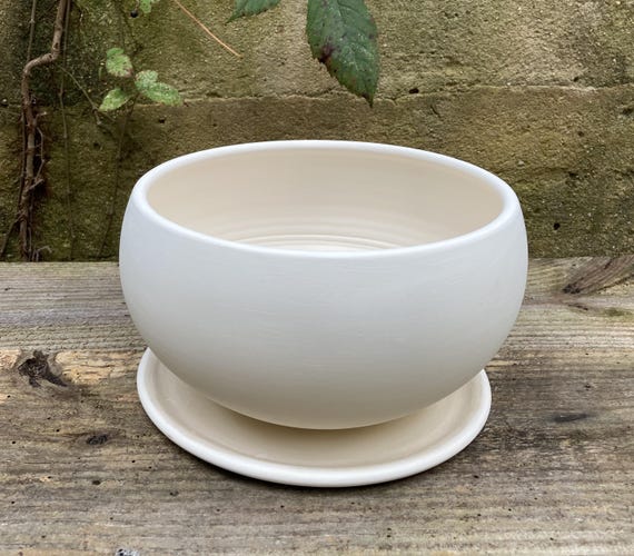 WHITE EARTHENWARE PLANTER
