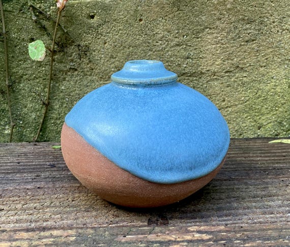 STONEWARE CLAY VASE