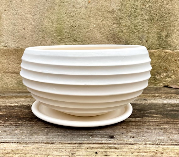 WHITE EARTHENWARE PLANTER