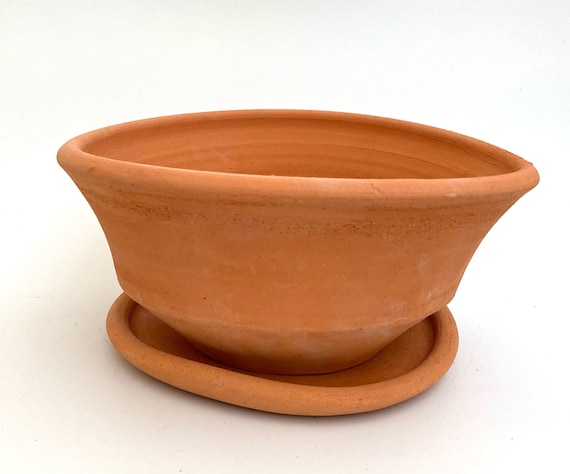 TERRACOTTA FLOWER POT