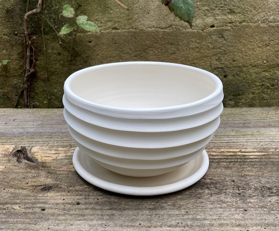 WHITE EARTHENWARE PLANTER