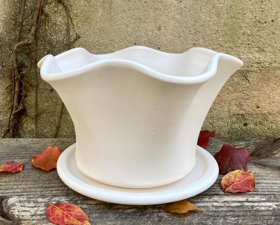 WHITE EARTHENWARE PLANTER