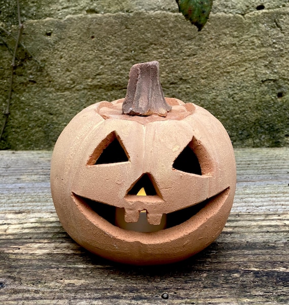 TERRACOTTA JACK 0 LANTERN