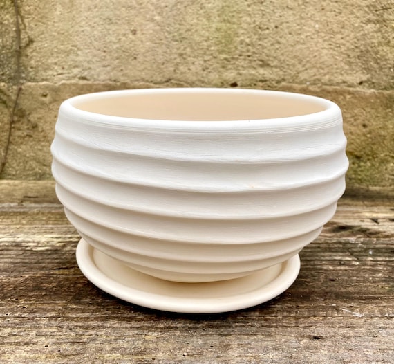 WHITE EARTHENWARE PLANTER