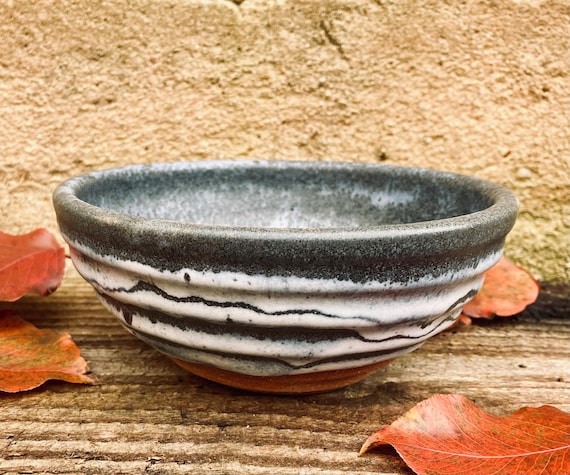 SMALL CLAY BOWL