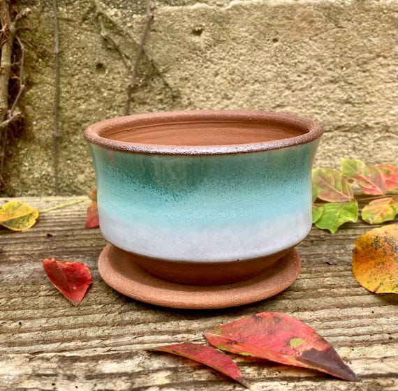 STONEWARE FLOWER POT