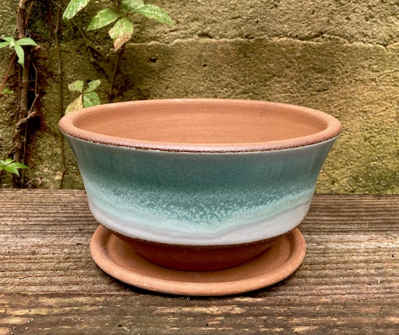 STONEWARE FLOWER POT