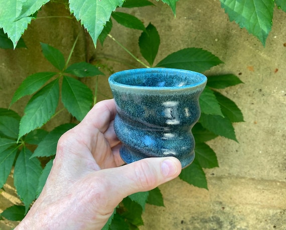 STONEWARE TUMBLER