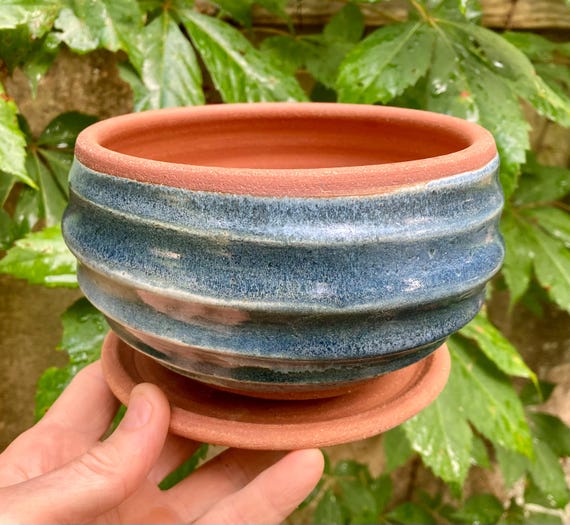 STONEWARE FLOWER POT