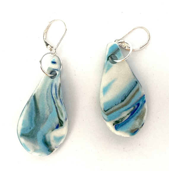 CLAY DROP EARRINGS