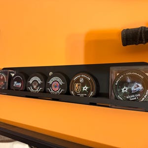 Hockey Puck Display Holder