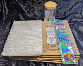 Verzendset beker: dozen, zakjes met bubbels, rietjes, waslabels