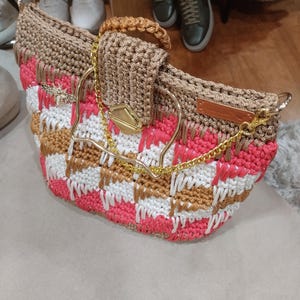 Bolsa tiracolo Indie, tricotada á mão, personalizada e unica! Feita com muito amor!