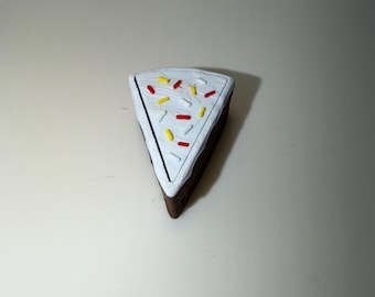Cake slice fidget clicker