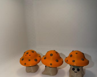 Mushroom Fidget Clicker Toy – Orange Spotted Toadstool Stress Relief