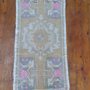 2x3 Turkish Vintage Doormat Rug, 2x3 Doormat Rug, 2x3 Rug, Handmade Wool Rug, 2x3 Area Rug, Modern Mid Century, 2x3 Vintage Rug, 1.7x3.1