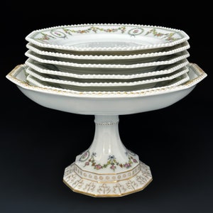 Nymphenburg Porcelain Pedestal with 6 Dessert Plates